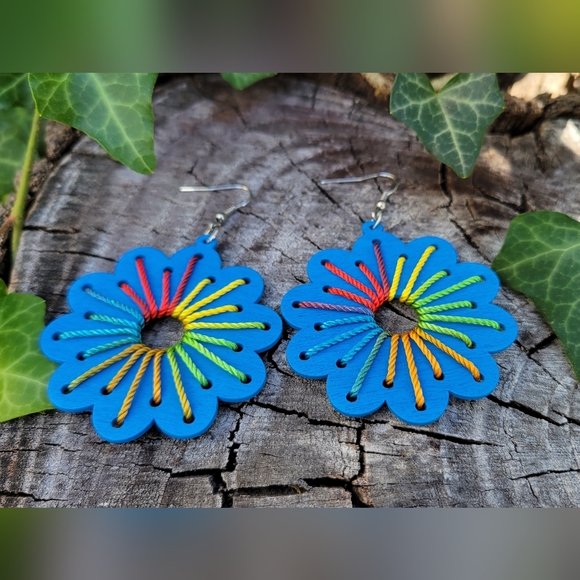 Handmade Multicolor Flower Wood Earrings - Picture 5 of 5